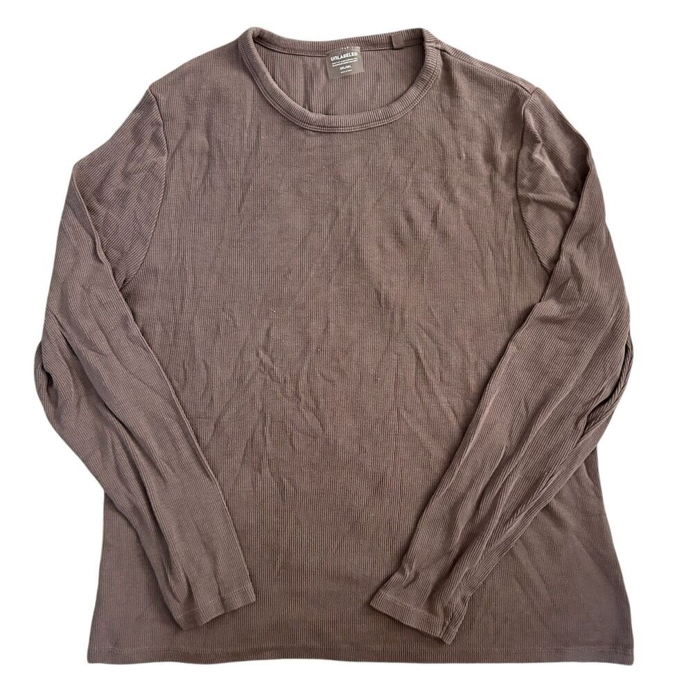 Unlabeled Ribbed Long Sleeve